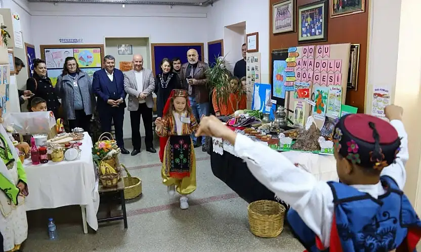BAYINDIR'DA TUTUM, YATIRIM VE TÜRK MALLARI HAFTASI SERGİSİNE YOĞUN İLGİ