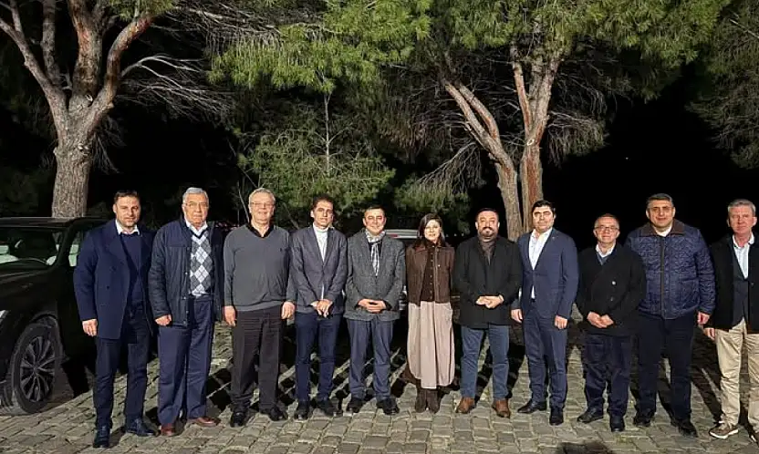 CHP KÜÇÜK MENDERES HAVZASI İLÇE BAŞKANLARI ÖDEMİŞ'TE BİR ARAYA GELDİ