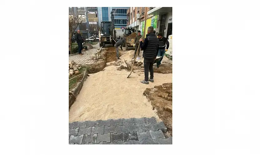 İSTİKLAL MAHALLESİ'NDE TAŞ TAMİRATI TAMAMLANDI