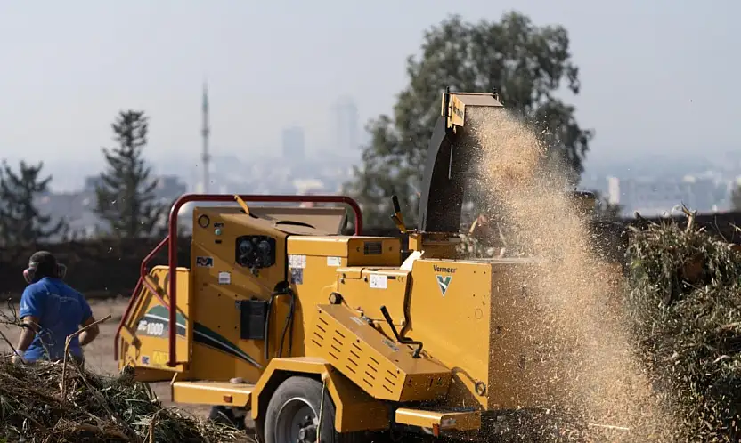 İzmir Büyükşehir Belediyesi Yeşil Atıkları Kompost Gübreye Dönüştürüyor: Ekolojik ve Ekonomik Dönüşüm