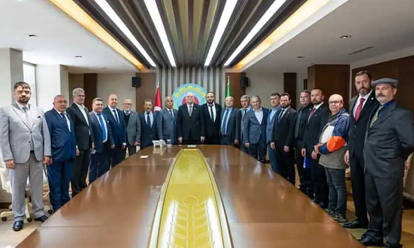 İzmir Ziraat Odaları, TZOB Genel Başkanı Bayraktar ile Çiftçinin Gündemini Görüştü