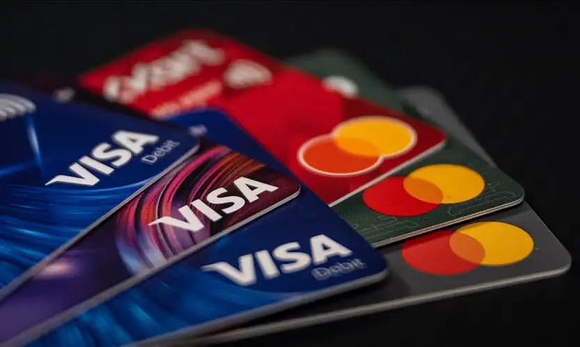 Kart Limitleri Uçtu, Bankamatikler Aynı Kaldı: İş Bankası Örneğinde Büyüyen Sorun