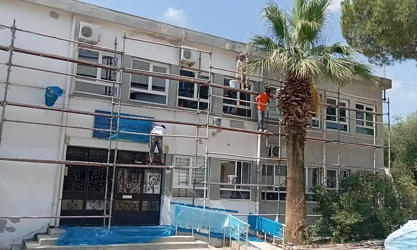 Kiraz İlçe Milli Eğitim Müdürlüğü, Geçici Süreyle Yeni Binasında Hizmet Vermeye Başladı