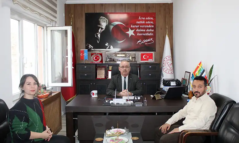 ÖDEMİŞ EKİN SANAT DANS AKADEMİSİ'NDEN İLÇE MİLLÎ EĞİTİM MÜDÜRLÜĞÜ'NE ZİYARET