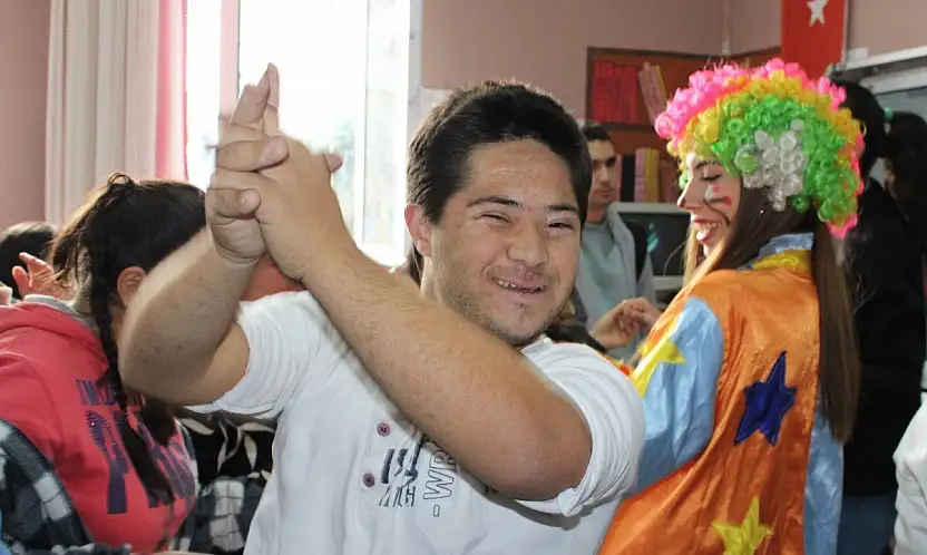 Ödemiş'te 3 Aralık Dünya Engelliler Günü Programı Coşkuyla Kutlandı