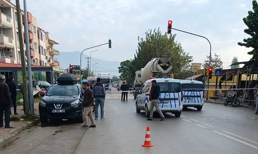 ÖDEMİŞ'TE BETON MİKSERİ KAZASI 1 KİŞİ HAYATINI KAYBETTİ