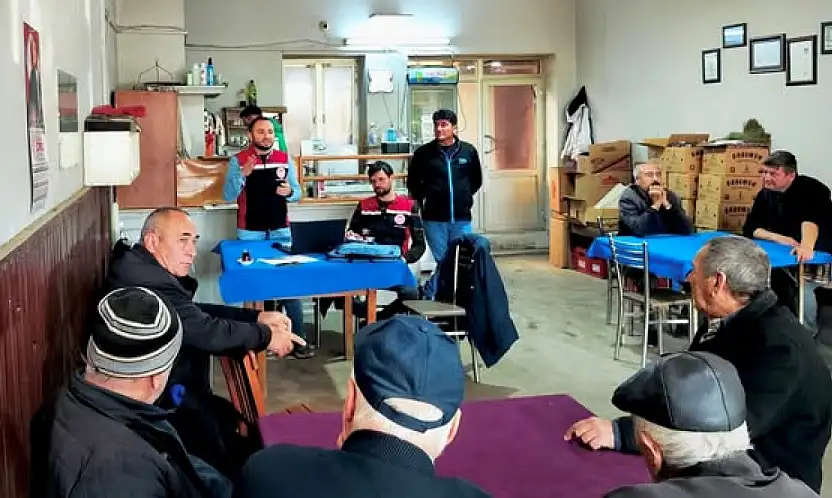 ÖDEMİŞ'TE ÇİFTÇİLERLE BİLGİLENDİRME TOPLANTISI