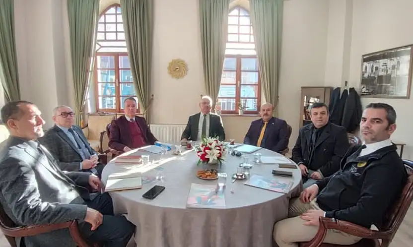 ÖDEMİŞ'TE EĞİTİM YILI HAZIRLIKLARI DEĞERLENDİRİLDİ