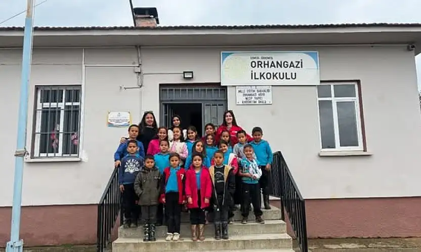 ÖDEMİŞ'TE KIZILAY'DAN YILBAŞI NEŞESİ