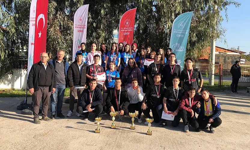 ORYANTİRİNGTE ÖDEMİŞ'E DÖRT KUPA GURURU