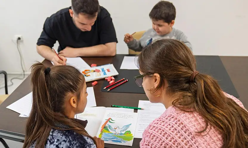 'Renkli Harfler' Projesi Buca Kütüphanesi'nde Başladı