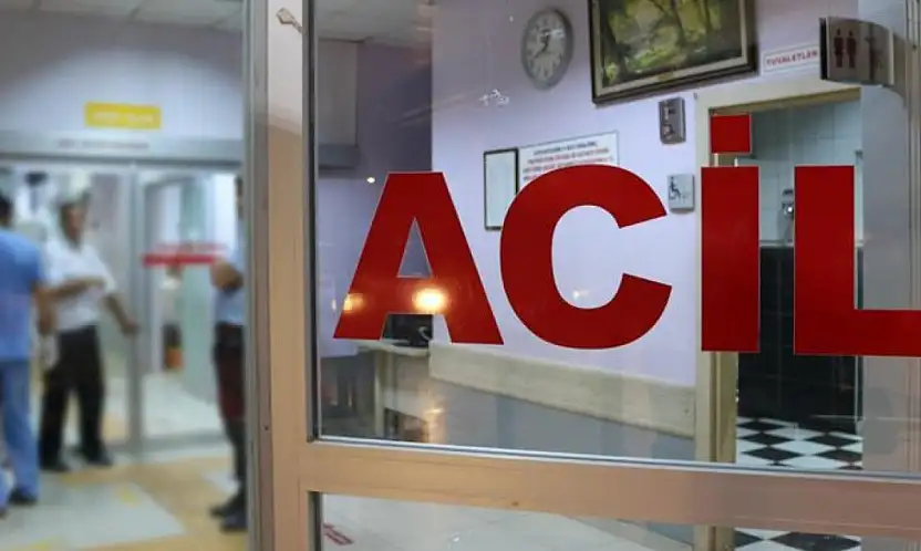 Tire'de 4 Öğrenci Aynı Yemekten Sonra Hastaneye Kaldırıldı