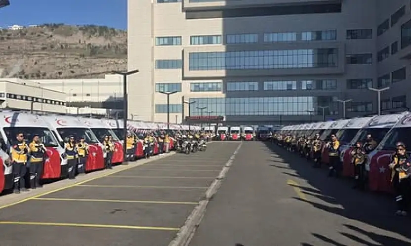 TİRE'YE 2 YENİ AMBULNS HİZMETE GİRDİ