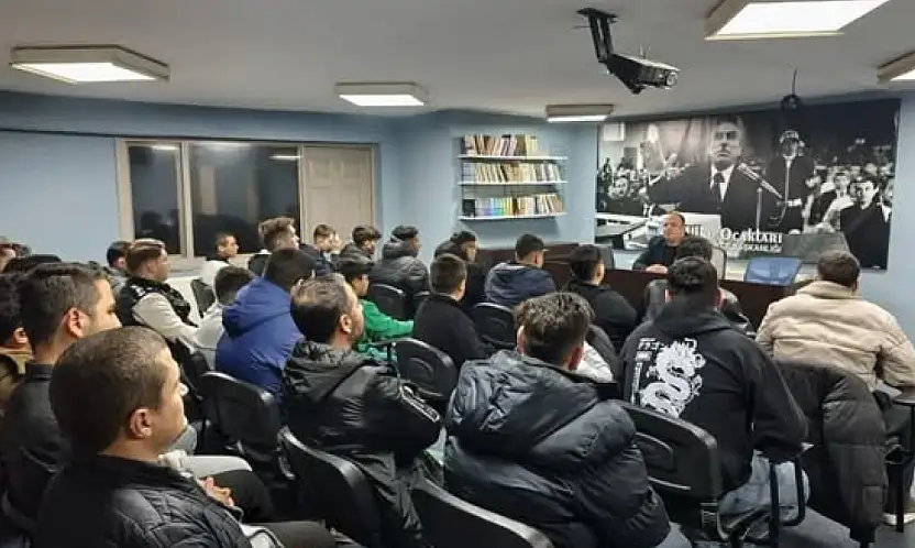 ÜLKÜ OCAKLARI ÖDEMİŞ'TE 'İSLAMİYET VE TÜRK TÖRESİNDE KADIN' SEMİNERİ DÜZENLEDİ