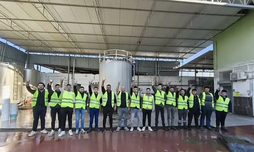 Ülkü Ocakları Ödemiş'ten İzmir İl Başkanlığı Hayvancılık Merkezine Ziyaret